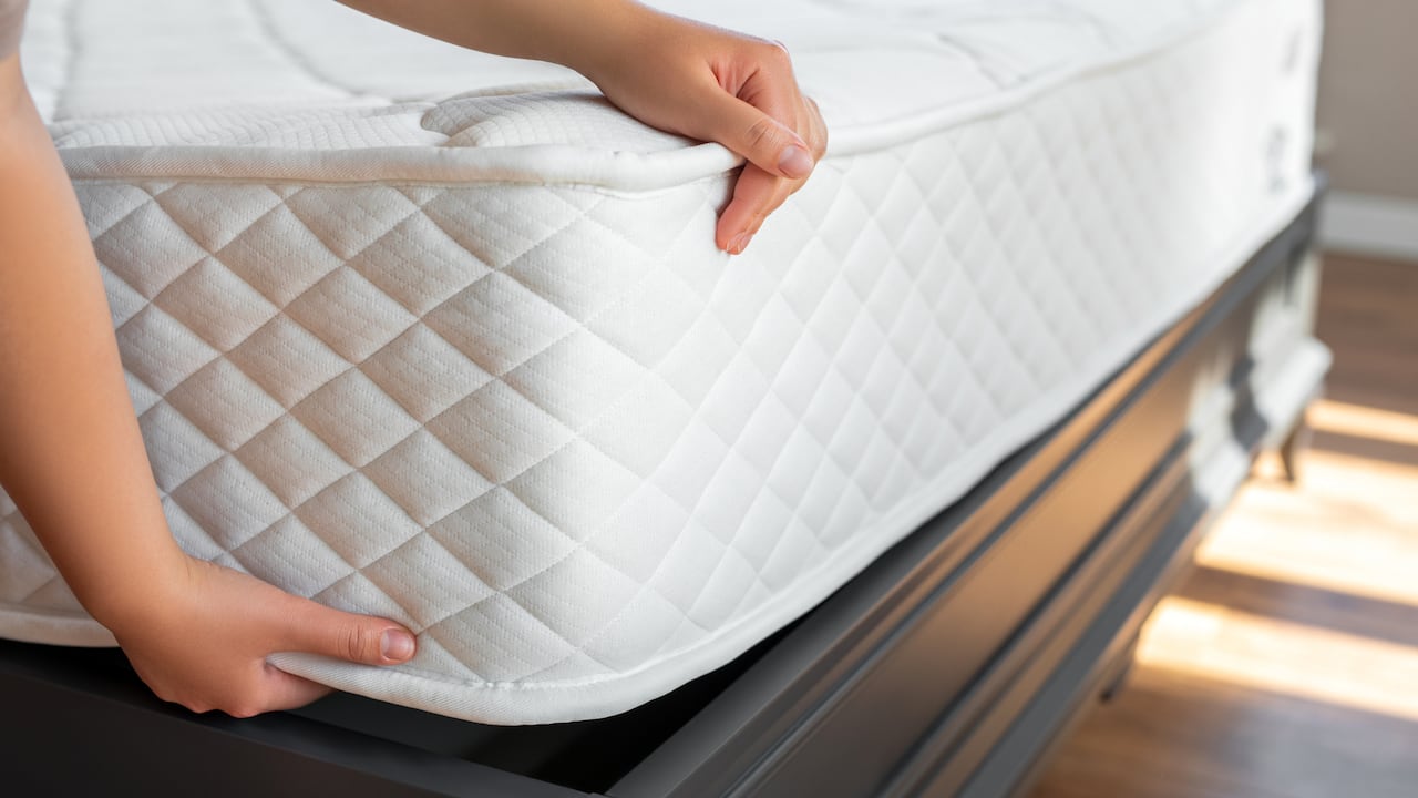 Este es el tiempo en que debe voltear el colchón para extender su durabilidad y tener un mejor descanso