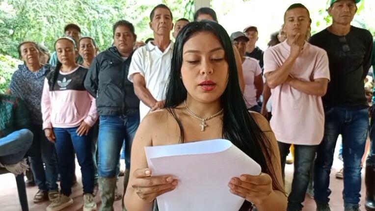 Aseguran que la protesta, liderada por personas externas, ha afectado gravemente sus derechos fundamentales.