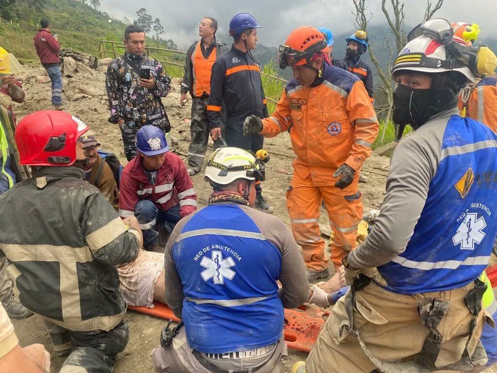 Accidente  Cajamarca - Calarcá.