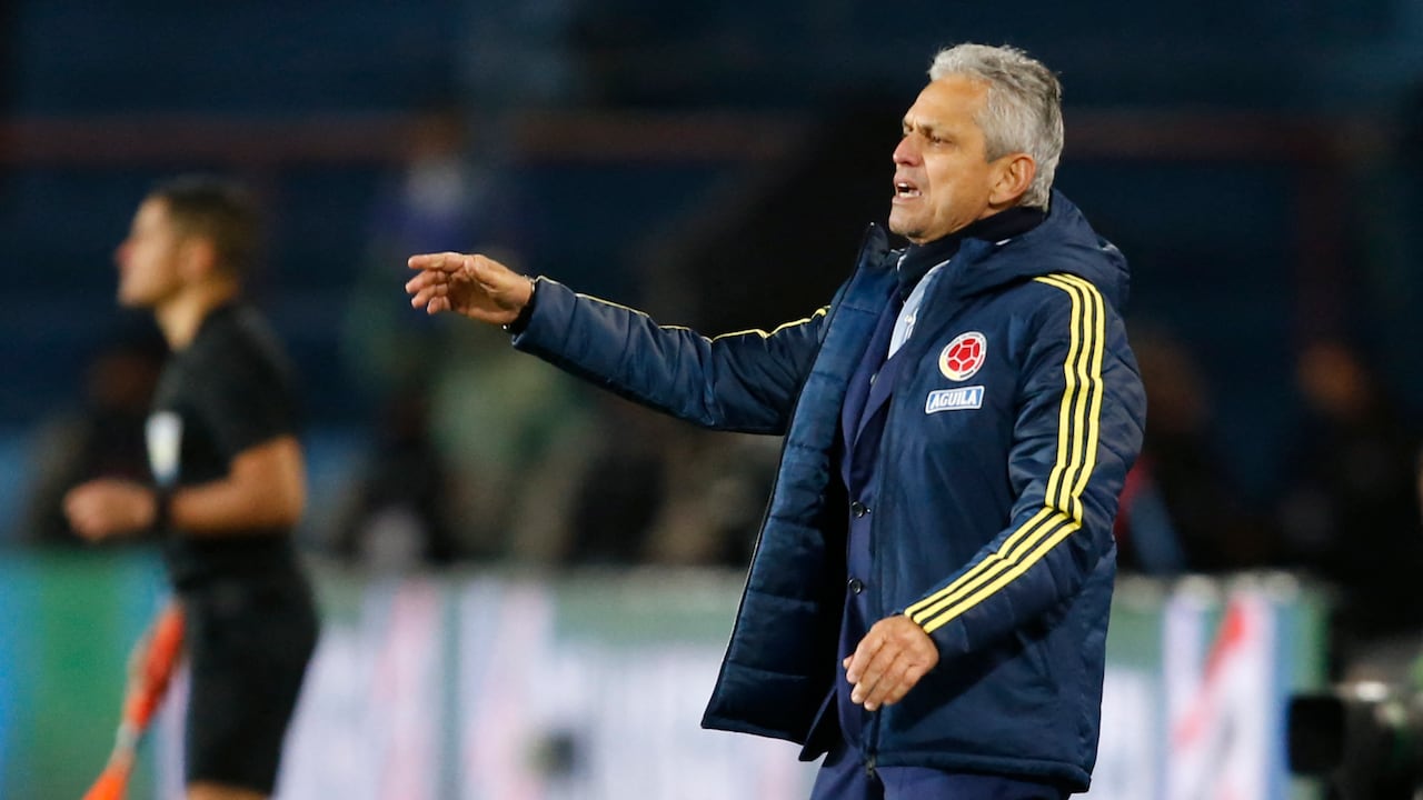 El Metropolitano pidió la salida del técnico, luego de terminar el encuentro frente a Paraguay.