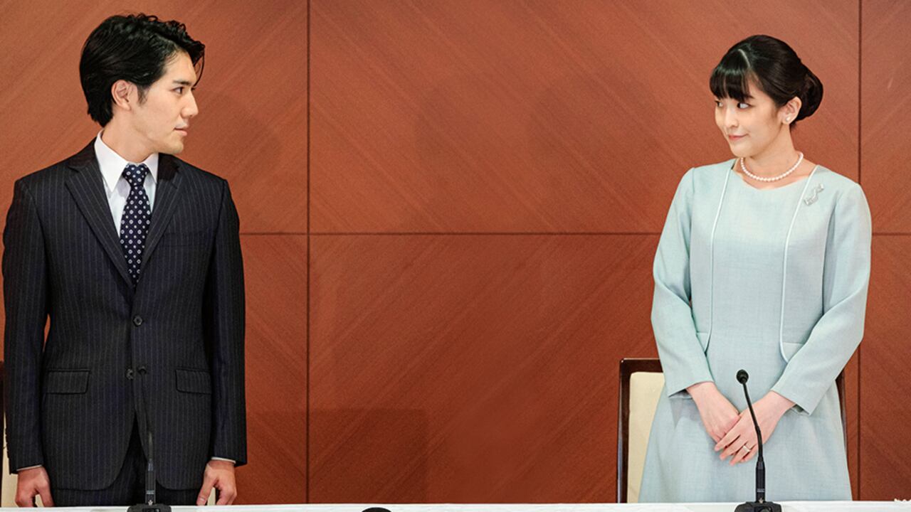 La princesa Mako de Japón se casó con su novio plebeyo Kei Komuro.