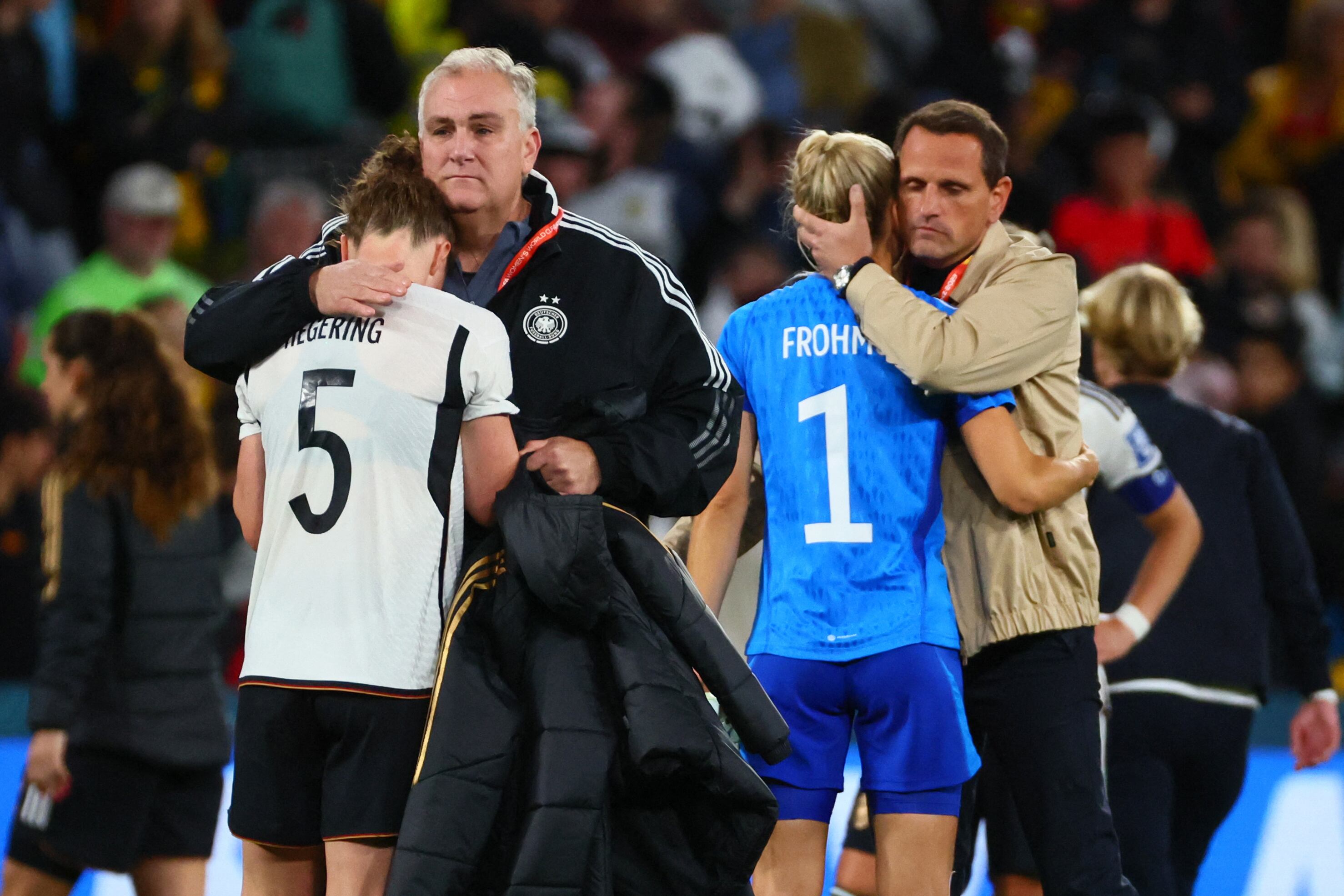 Germany's team react after a draw during the Australia and New Zealand 2023 Women's World Cup Group H football match between South Korea and Germany at Brisbane Stadium in Brisbane on August 3, 2023. (Photo by Patrick Hamilton / AFP)