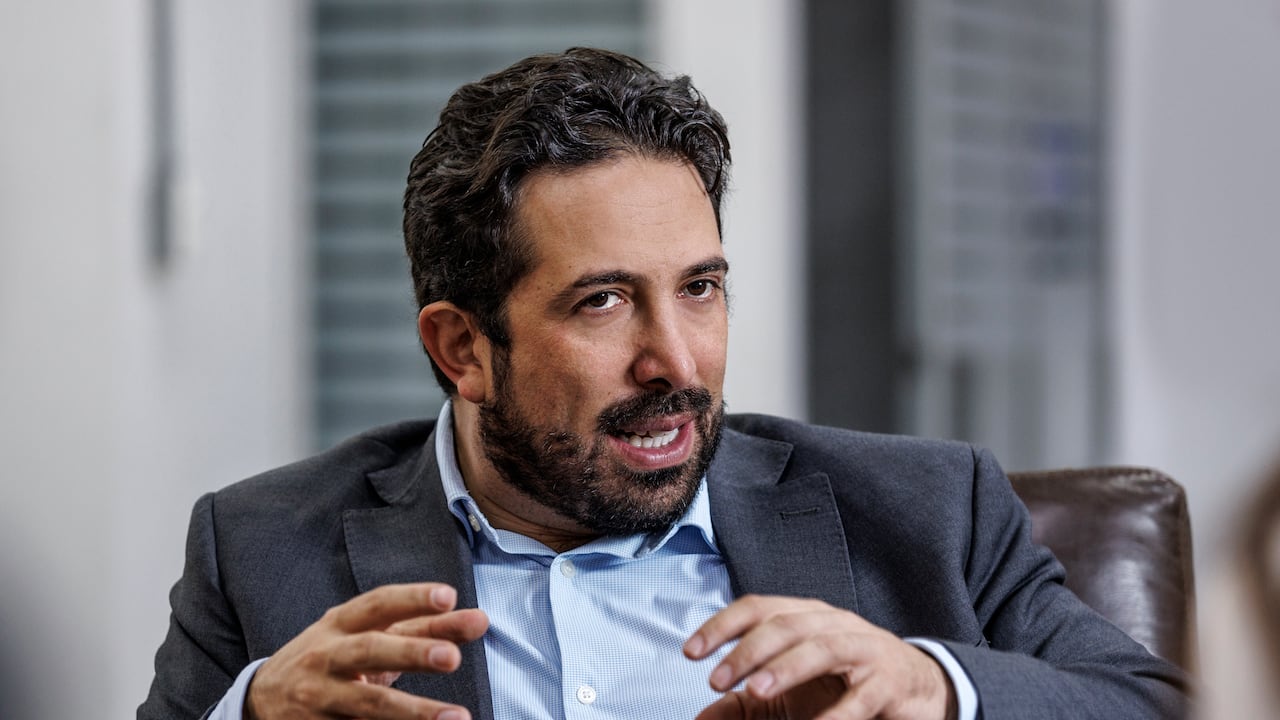 Ministro de Hacienda Diego Guevara