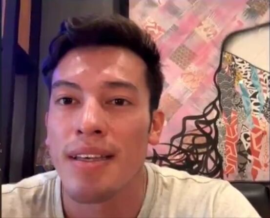 El presidente del Conejo de Duitama, Boyacá, Julián Andrés Gómez Martínez, intentó besar a la fuerza a la periodista María Juliana Correa, de Red+.