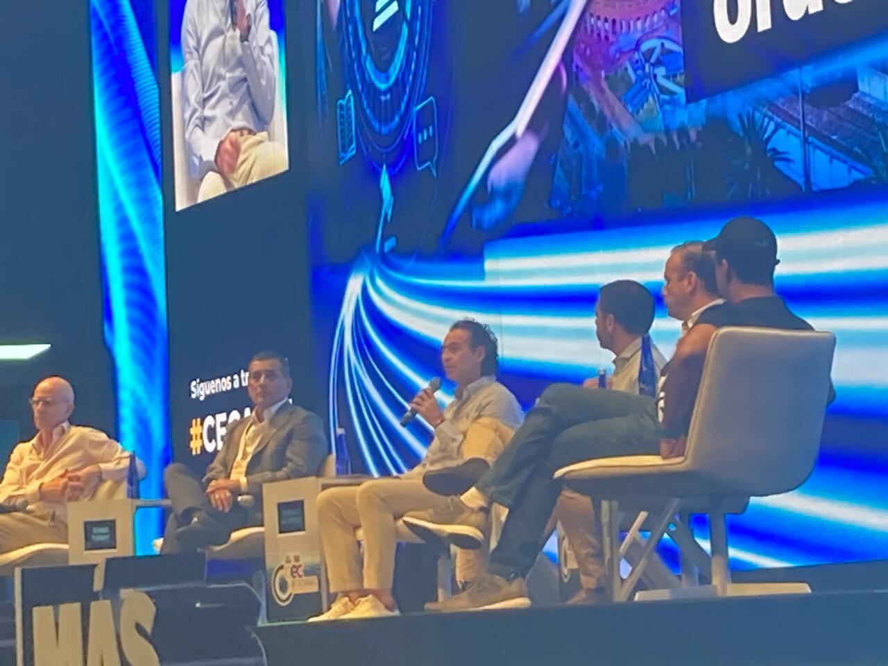 Panel de alcaldes en Congreso de la Andi