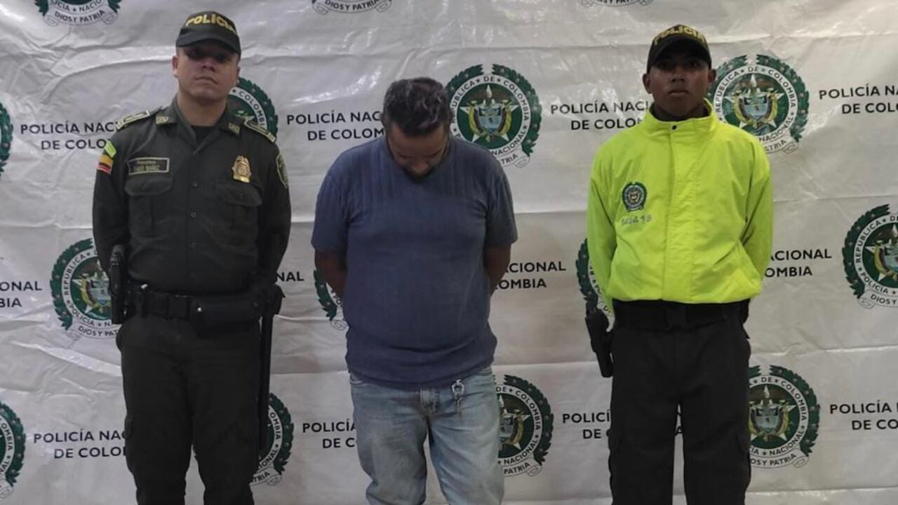 Este es el sujeto presentado por la Policía como responsable del feminicidio de una mujer en Barranquilla.