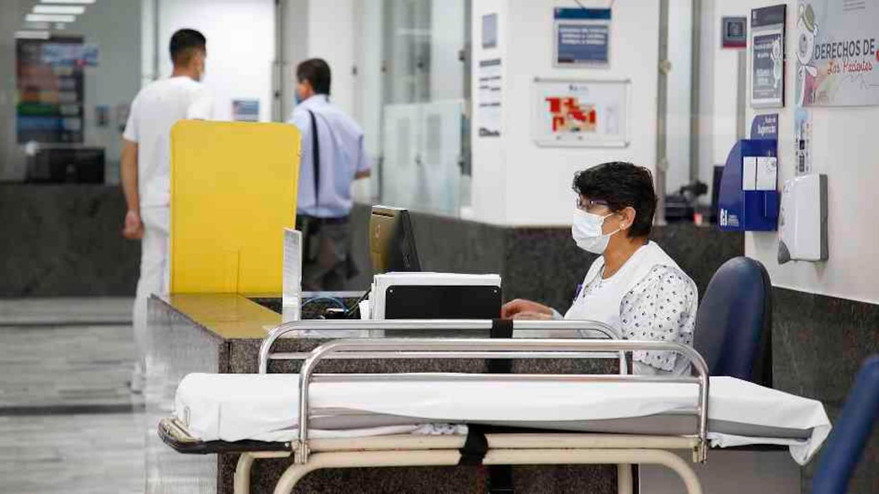 Piden garantizar servicio de salud a pacientes sin covid-19