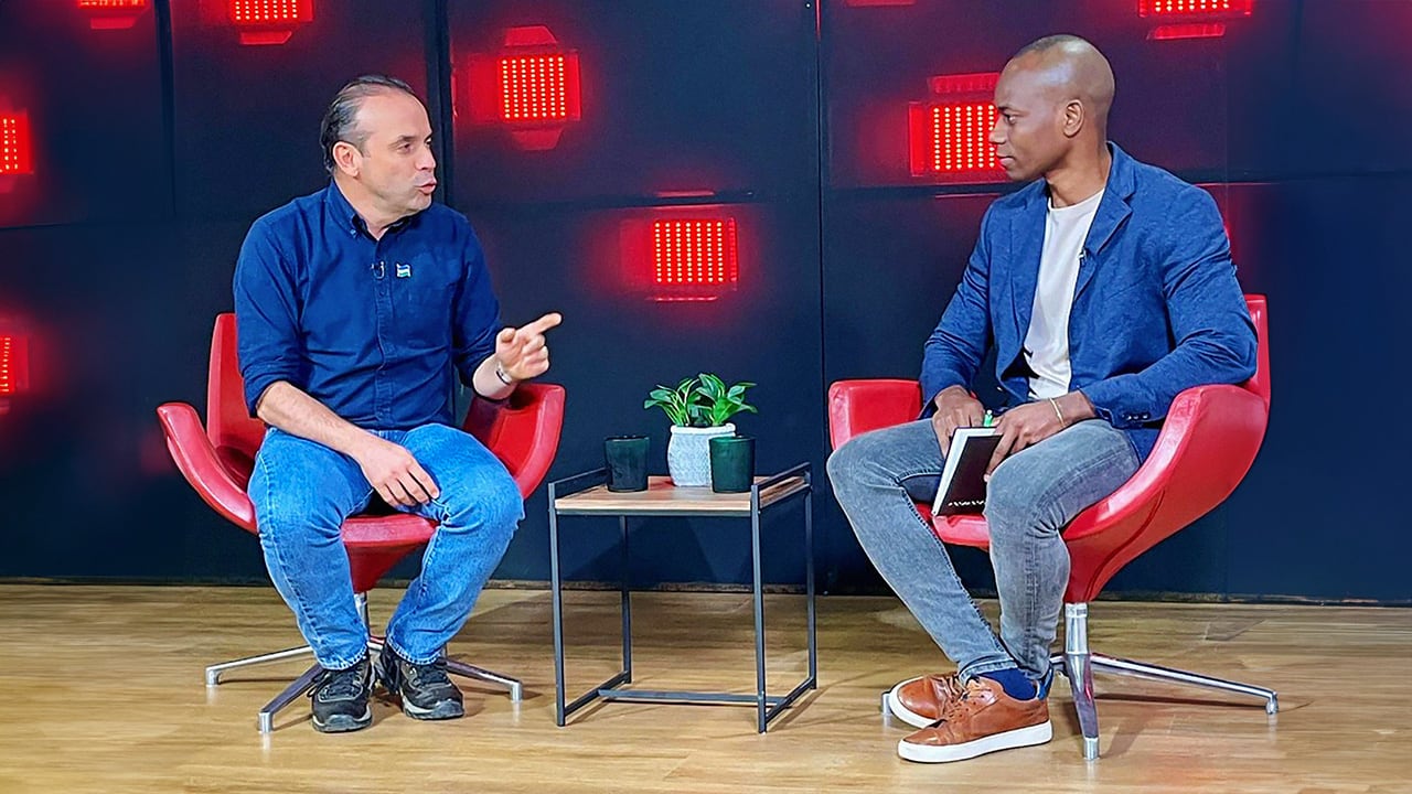 El alcalde de Cali, Alejandro Eder, conversó con Jamir Mina, editor de Regiones de SEMANA, y dejó claro que la ciudad está bajo una campaña de polarización que les funciona a los extremos políticos en esta época electoral. 