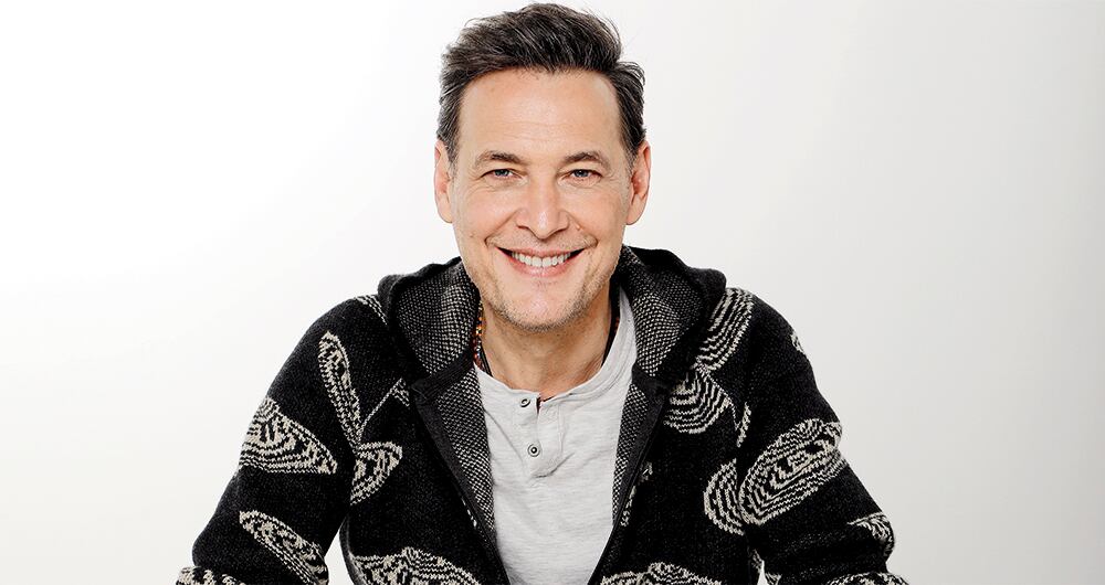 Patrick Delmas lleva más de 20 años trabajando en producciones colombianas, pero sabe que, sin duda, el papel que lo llevó al estrellato fue el de Michel en Yo soy Betty, la fea.