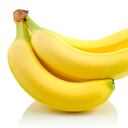 PLATÁNO. Tiene alrededor de 150 calorías por cada 100 gramos, lo que lo sitúa en una de las frutas con mayor contenido calórico. Sin embargo, también hay que resaltar que es una fruta rica en vitaminas C y B6, así como de minerales esenciales como potasio o ácido fólico. Cuando está maduro, resulta un alimento de fácil digestión por su alto contenido en fibra, que lo hace perfecto para aquellas personas que sufren de estreñimiento. Foto: Ingimage