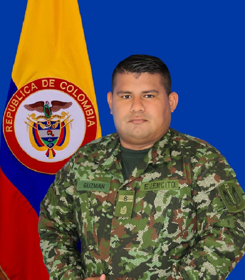 El soldado profesional Diego Fernando Guzmán, murió en el área de operaciones de un infarto.