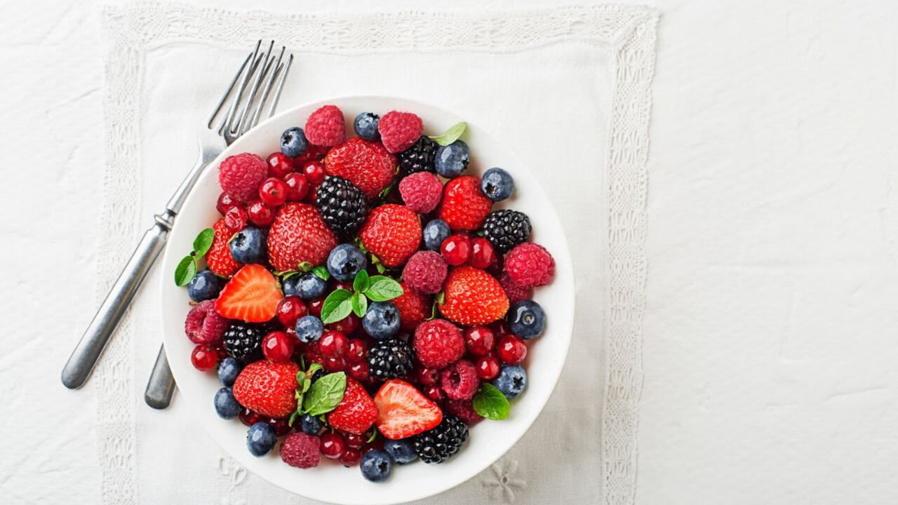 Fruta que regula el colesterol.