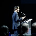 Santiago Ortiz, beneficiario de la beca Quiero Estudiar, en la Universidad de Los Andes, en su discurso de grado de Derecho