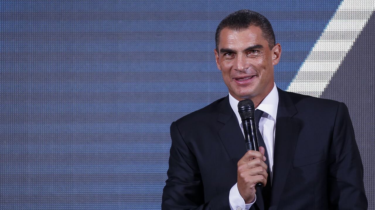 Faryd Mondragón hará su debut en uno de los grandes del país.