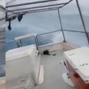 Barco en medio del huracán Milton.