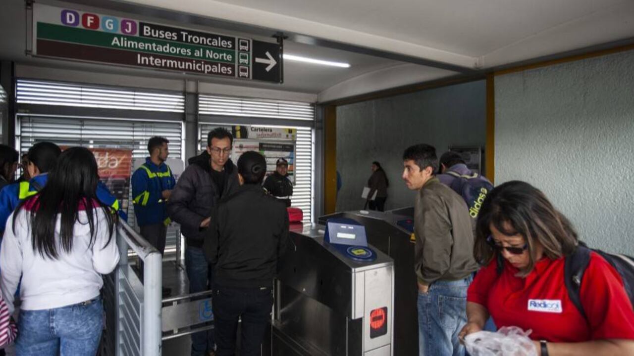 En la actualidad la tarjeta tiene un costo de $6.000 y el pasaje de $2.500, lo que da un total de $8.500 que son considerados por los demandantes como un precio alto.