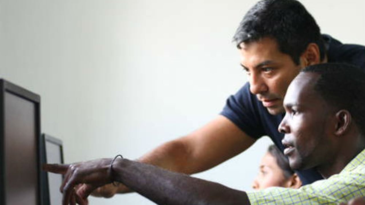 700 jóvenes víctimas del conflicto armado los que comenzaron a capacitarse en Medellín para su enganche laboral