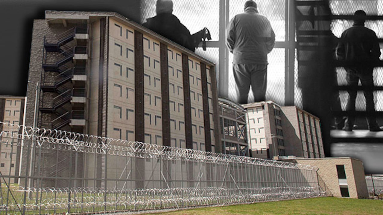 En el centro carcelario cancelaron el ingreso de personal y de abogados.