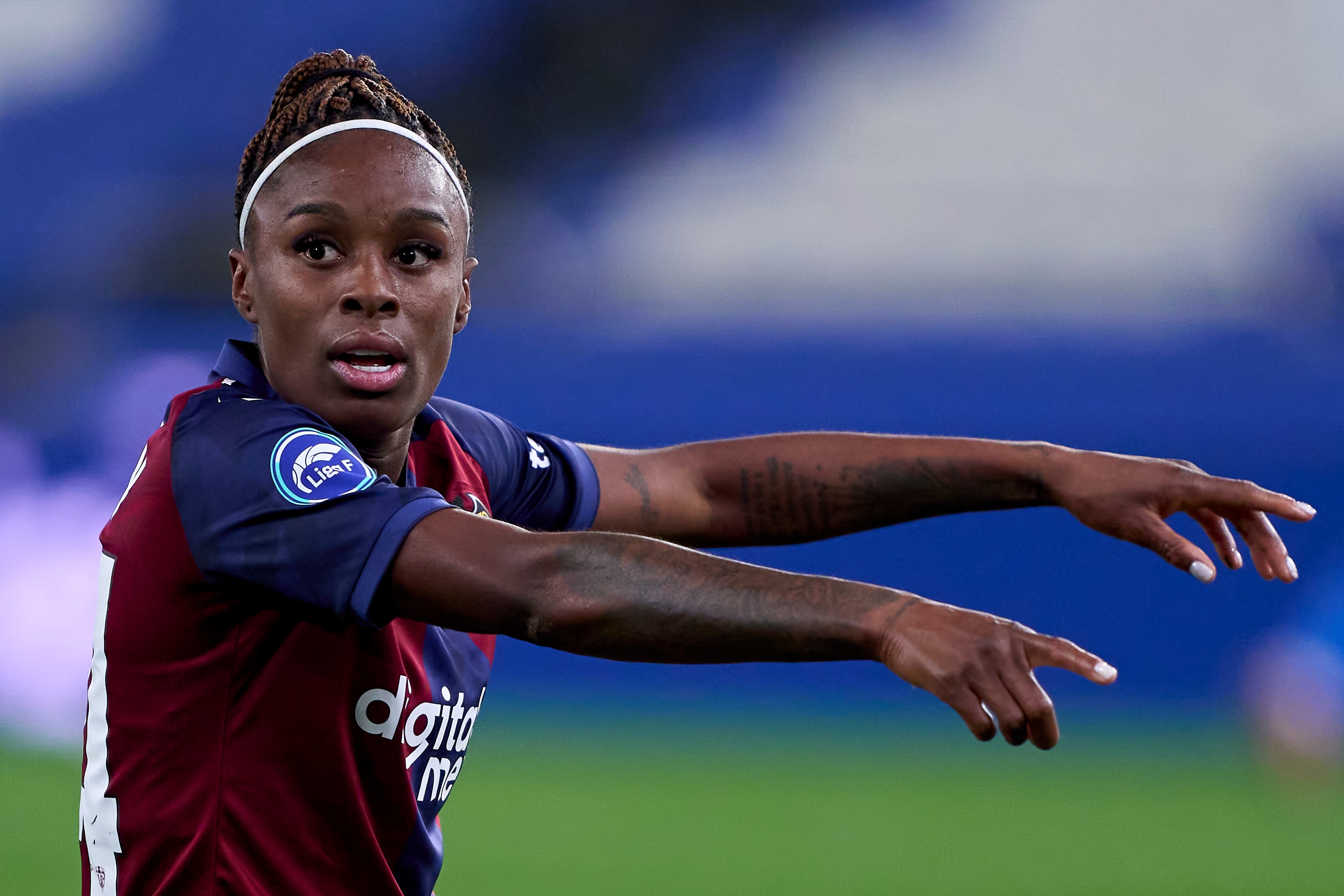 Ivonne Chacón saldría del Levante de España con rumbo a Estados Unidos