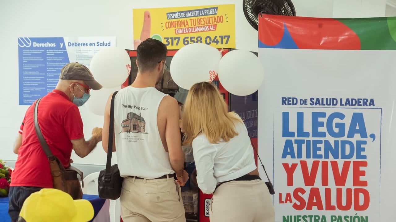 Primera máquina de test de VIH en Cali