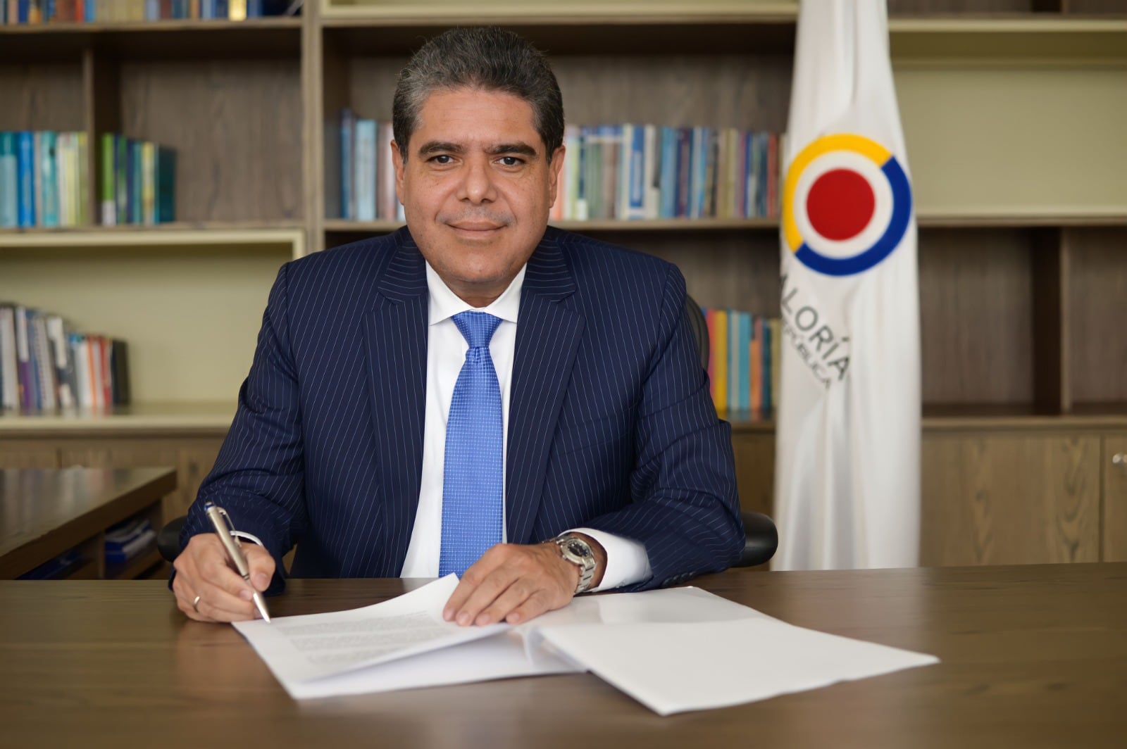 Carlos Hernán Rodríguez, excontralor de la República.