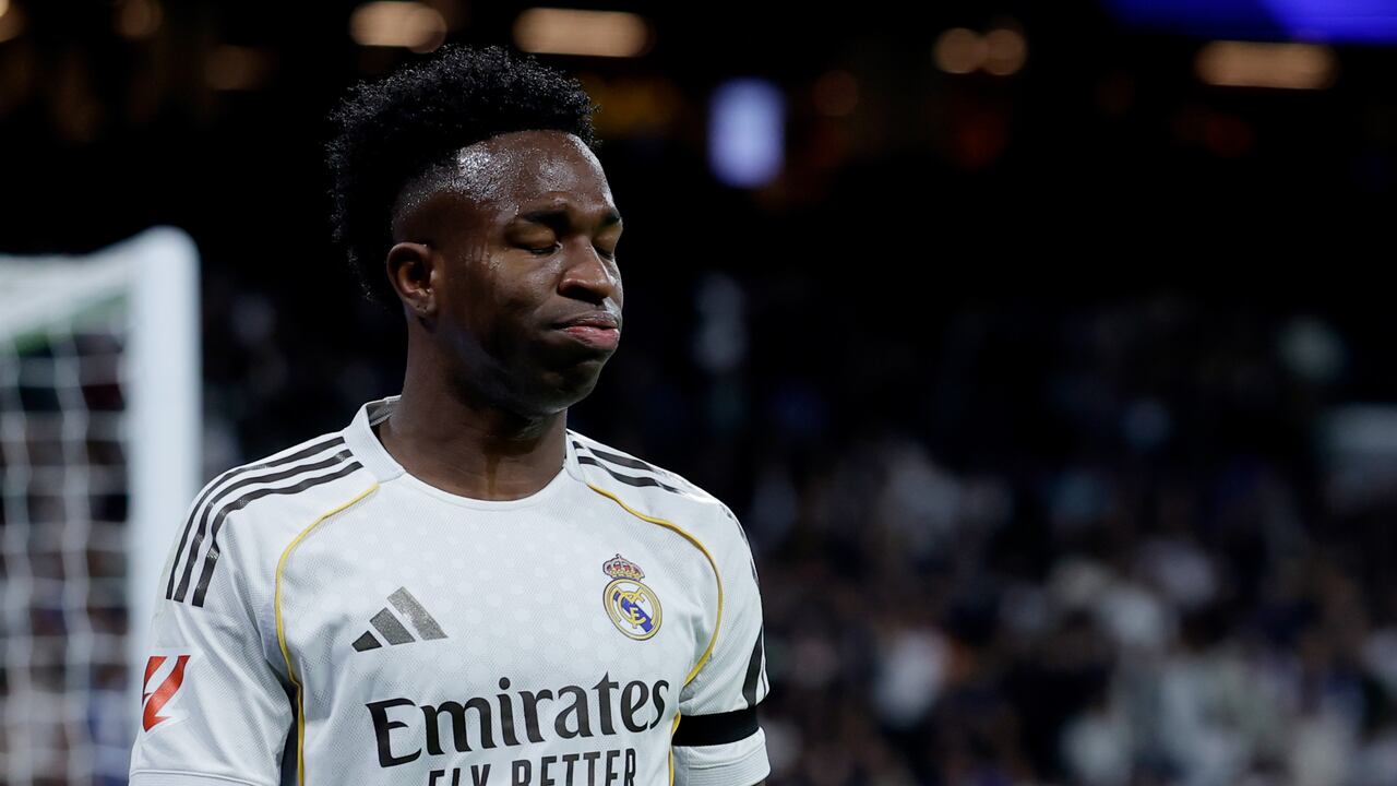 Vinícius Jr reacciona a una jugada perdida con el Real Madrid.