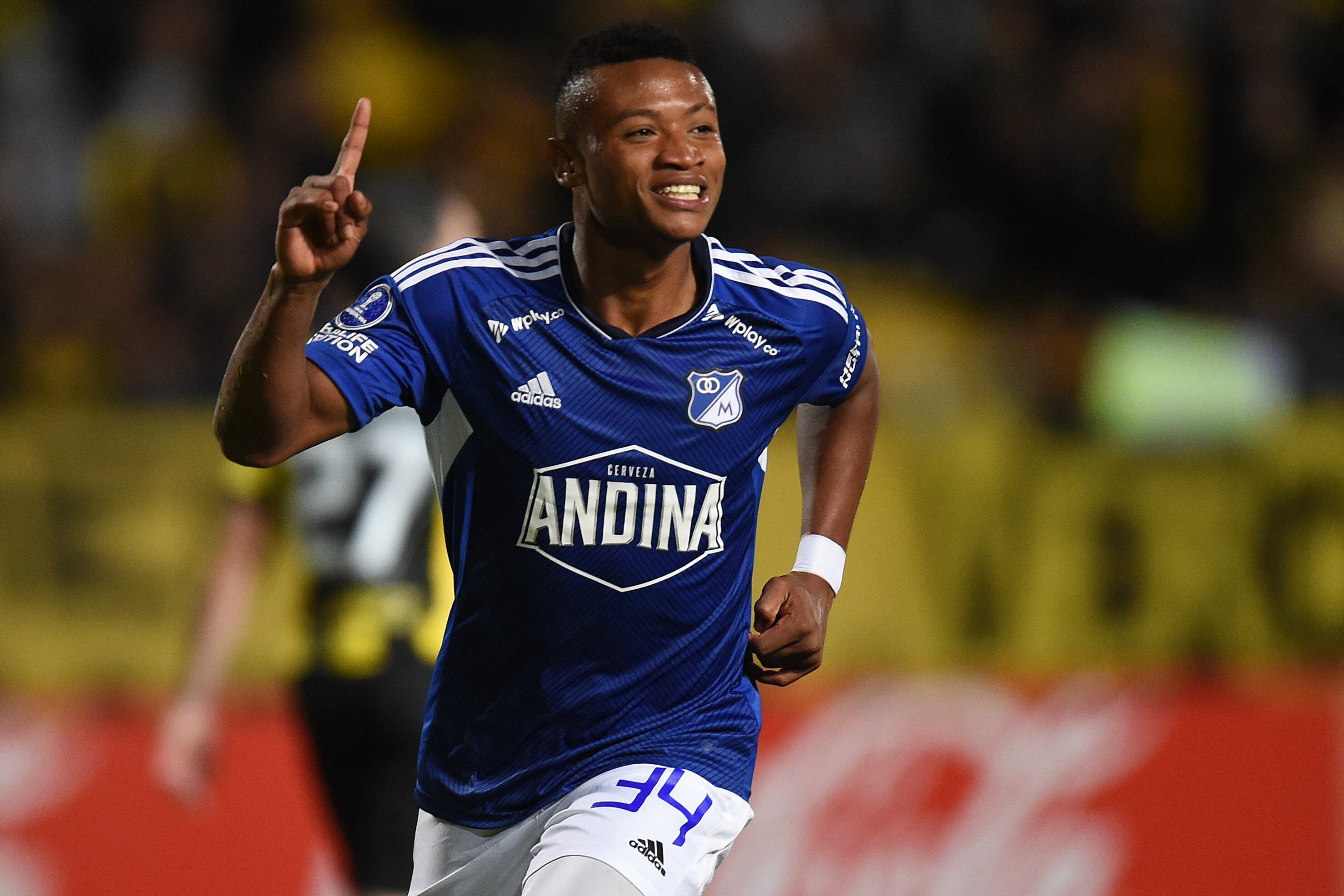 Oscar Cortés marcó su primer gol en Sudamericana.