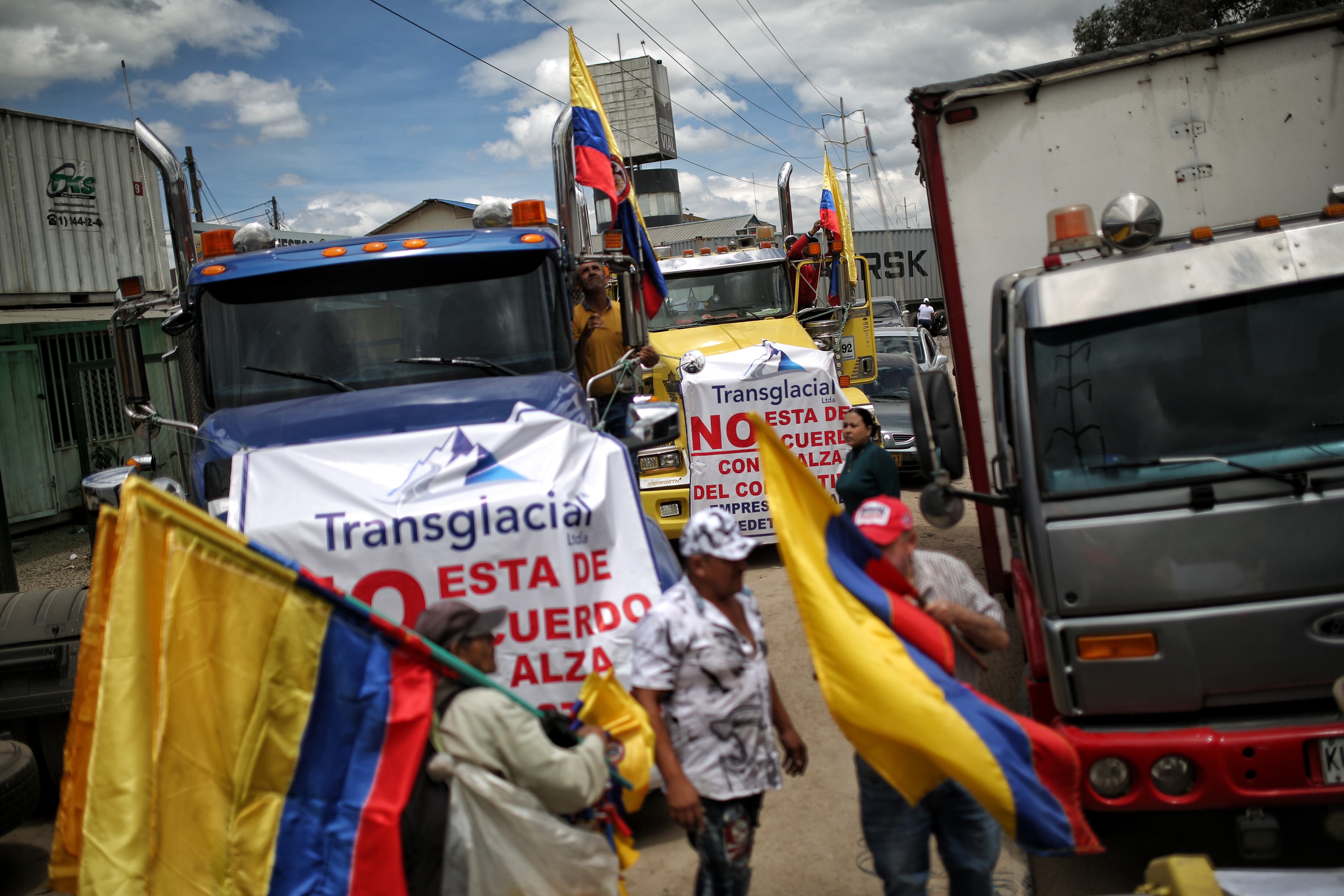 Protestas al gobierno de Gustavo Petro por el incremento en los precios de combustibles