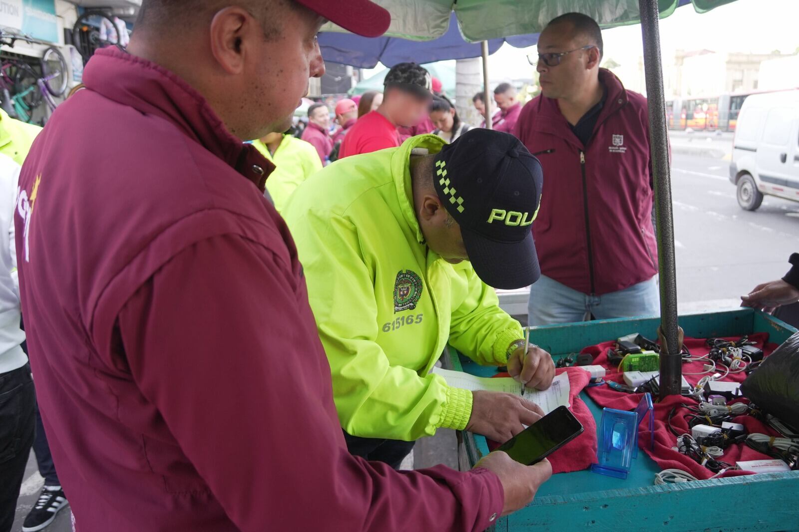 Hurto de celulares en Bogotá se redujo en 42 %, de acuerdo con la Secretaría de Seguridad.