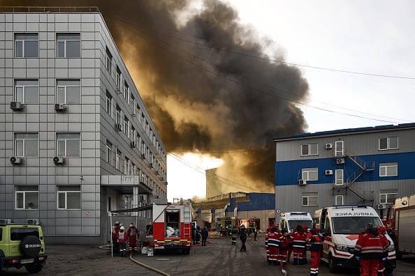Las fuerzas rusas atacaron con misiles y drones varios objetivos en Kiev.