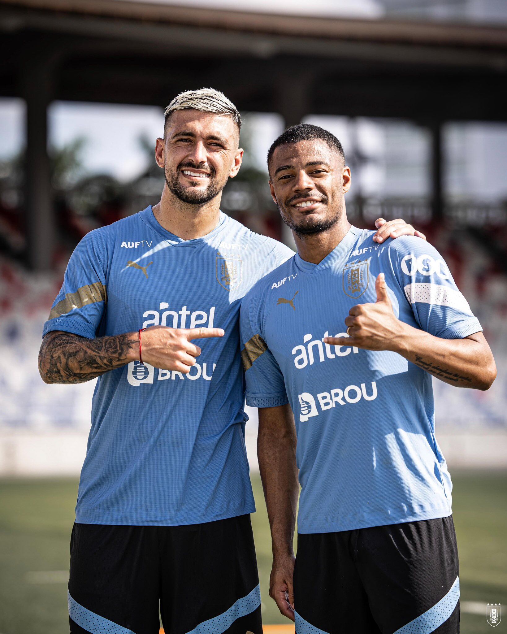 Giorgian De Arrascaeta y Nicolás De la Cruz compiten por un puesto en la titular.