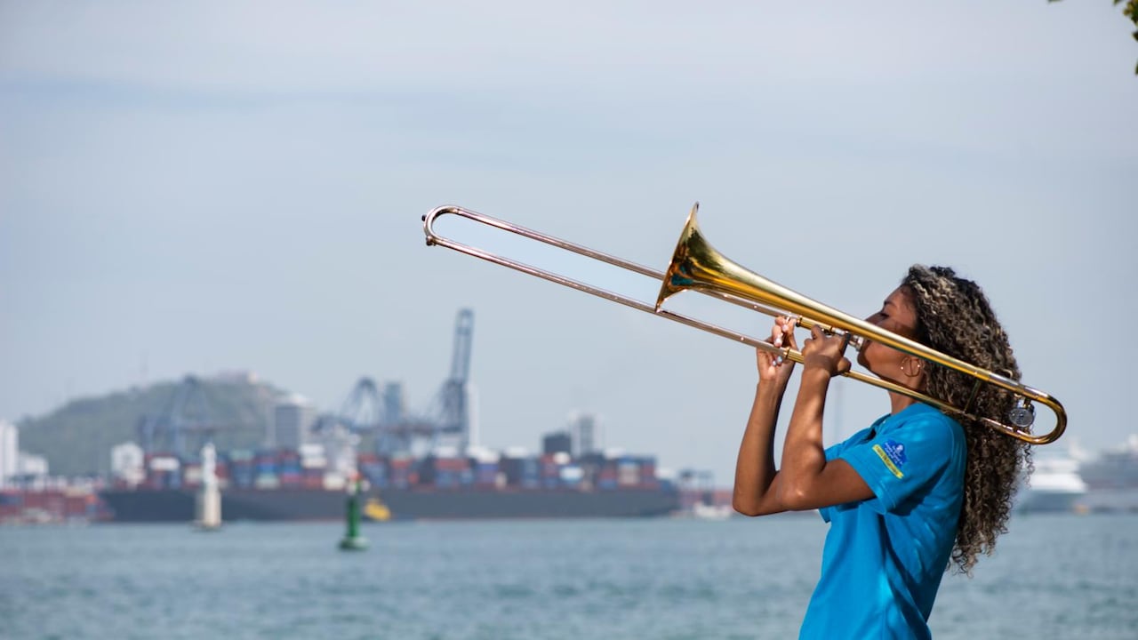 A través de la Escuela de Música Puerto Azul, la Fundación Puerto de Cartagena fortalece los proyectos de vida de niños y jóvenes.