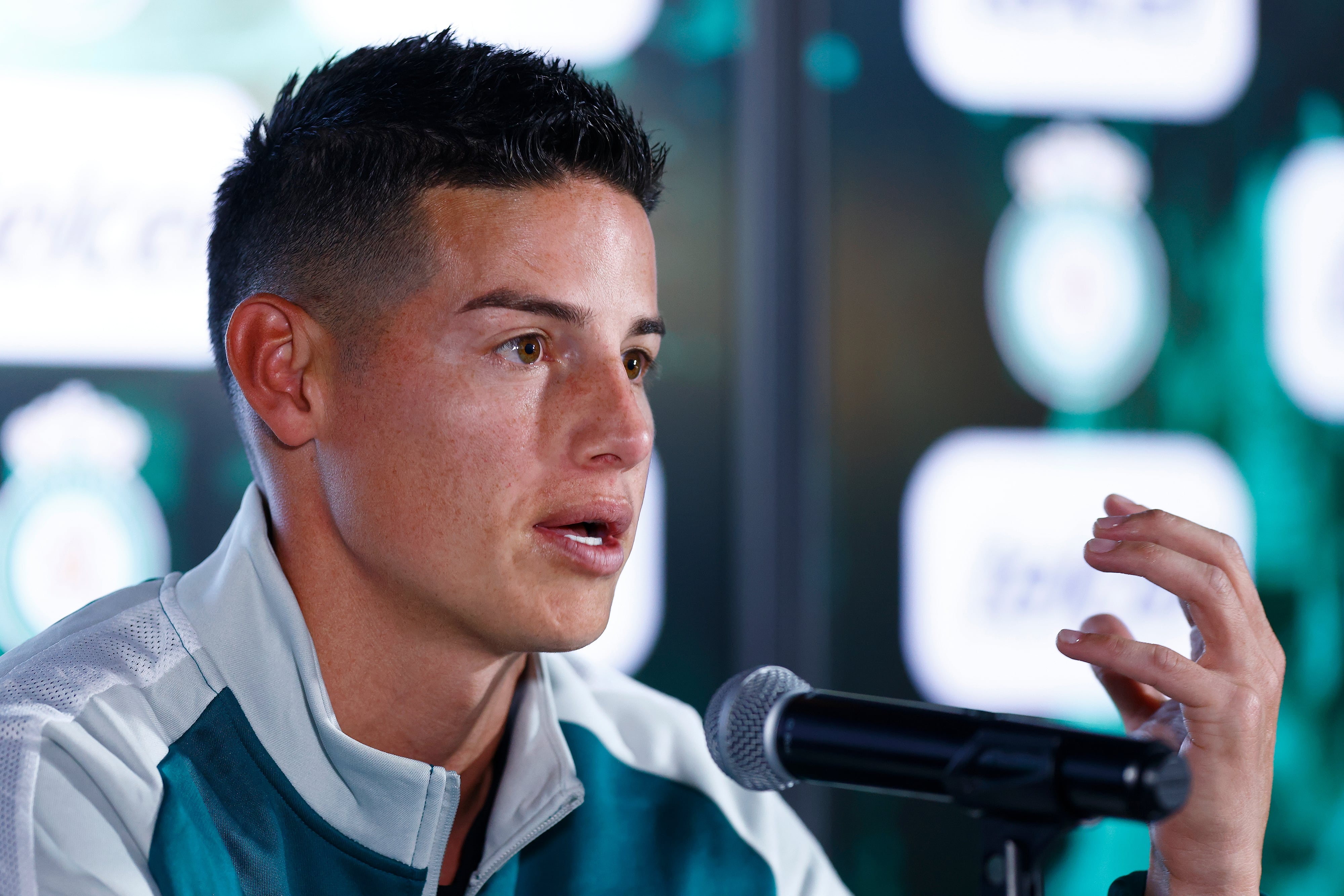 LEON, MEXICO - JANUARY 14: James Rodriguez speaks in a press conference during a presentation as new player of Club Leon at La Esmeralda clubhouse on January 14, 2025 in Leon, Mexico. (Photo by Leopoldo Smith/Getty Images)LEON, MEXICO - JANUARY 14: James Rodriguez speaks in a press conference during a presentation as new player of Club Leon at La Esmeralda clubhouse on January 14, 2025 in Leon, Mexico. (Photo by Leopoldo Smith/Getty Images)