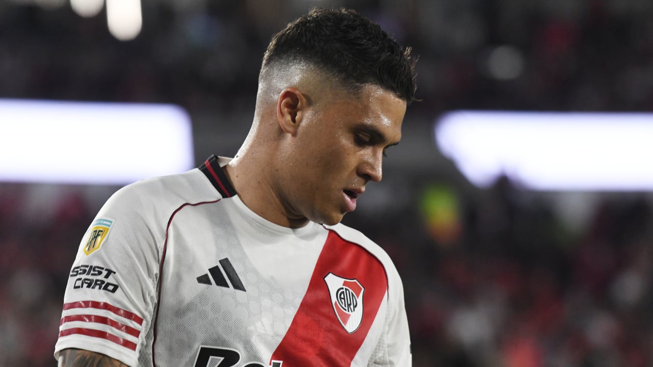 Juan Fernando Quintero está de salida en River Plate.