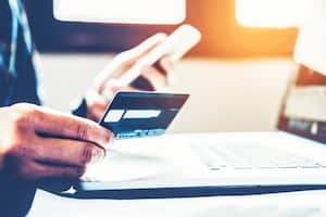 El año pasado, las compras realizadas y pagadas por medio de internet facturaron 29,05 billones de pesos.