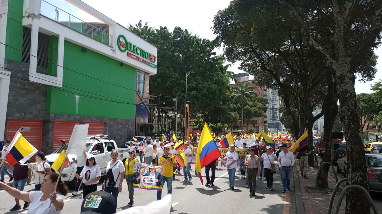 El recorrido partió de la Puerta del Sol y culminó en la Plaza Luis Carlos Galán de Bucaramanga.