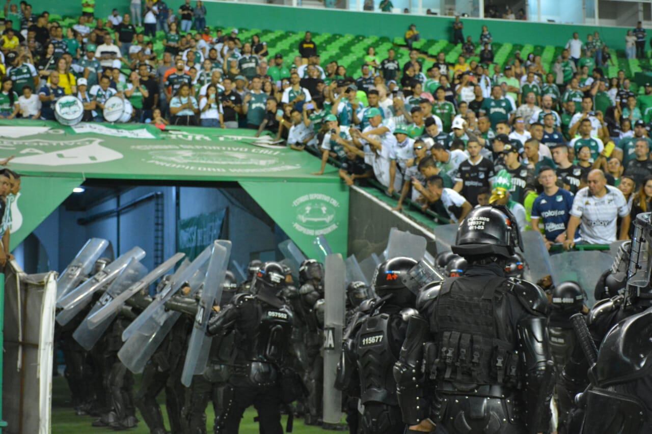 Imágenes de los desmanes que se presentaron en el estadio del Deportivo Cali, en el juego de los verdiblancos contra el Junior, por la fecha 5 de los cuadrangulares de la Liga II-2023.