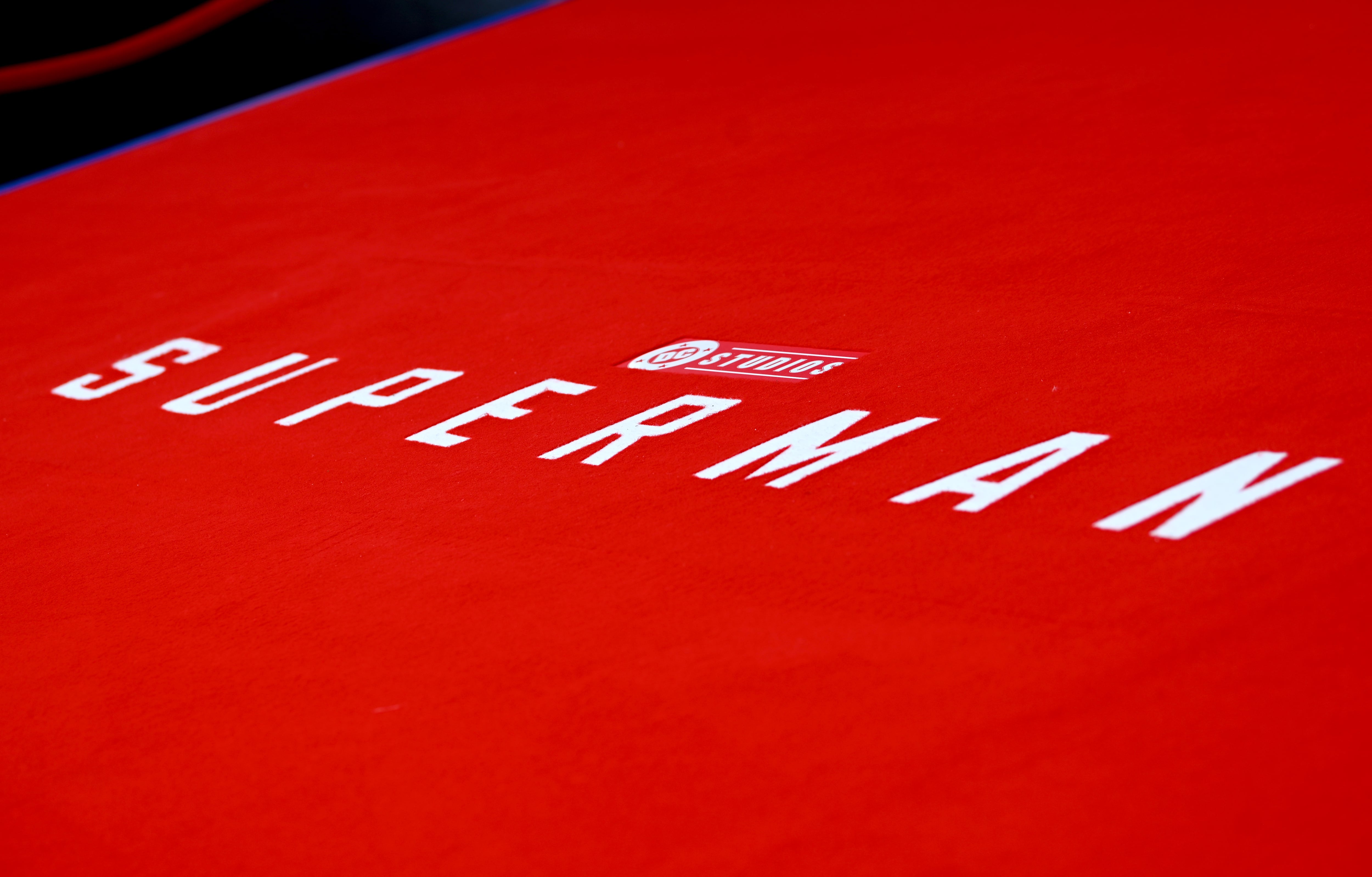 Ambiente en el evento para fans de "Superman" en Leicester Square, Londres, el 2 de julio de 2025.