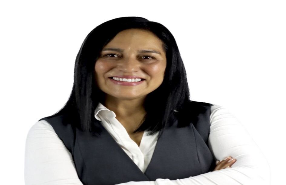 Elizabet Barrera es rectora del Liceo Lunita de Chía