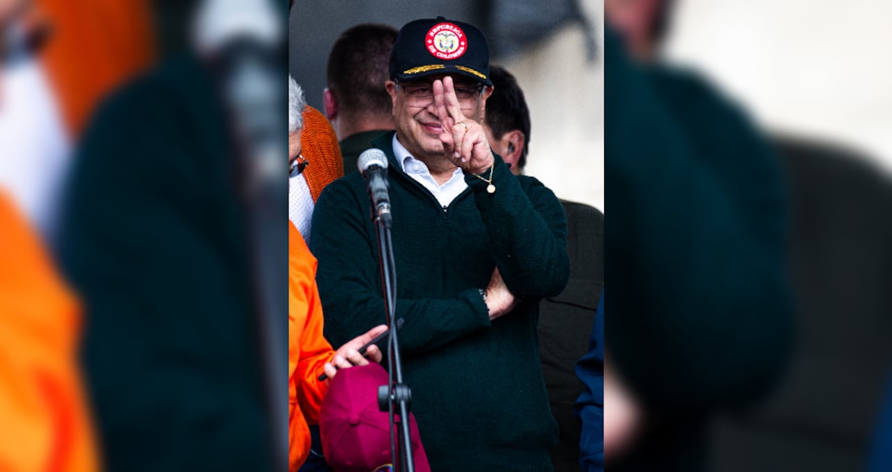 El presidente, Gustavo Petro, en la Plaza de Bolívar, en Bogotá, el primero de mayo de 2024 (Foto de Sebastián Barros/Long Visual Press/Universal Images Group vía Getty Images)