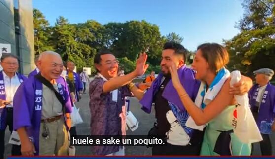 Laura Acuña y Jhovanoty