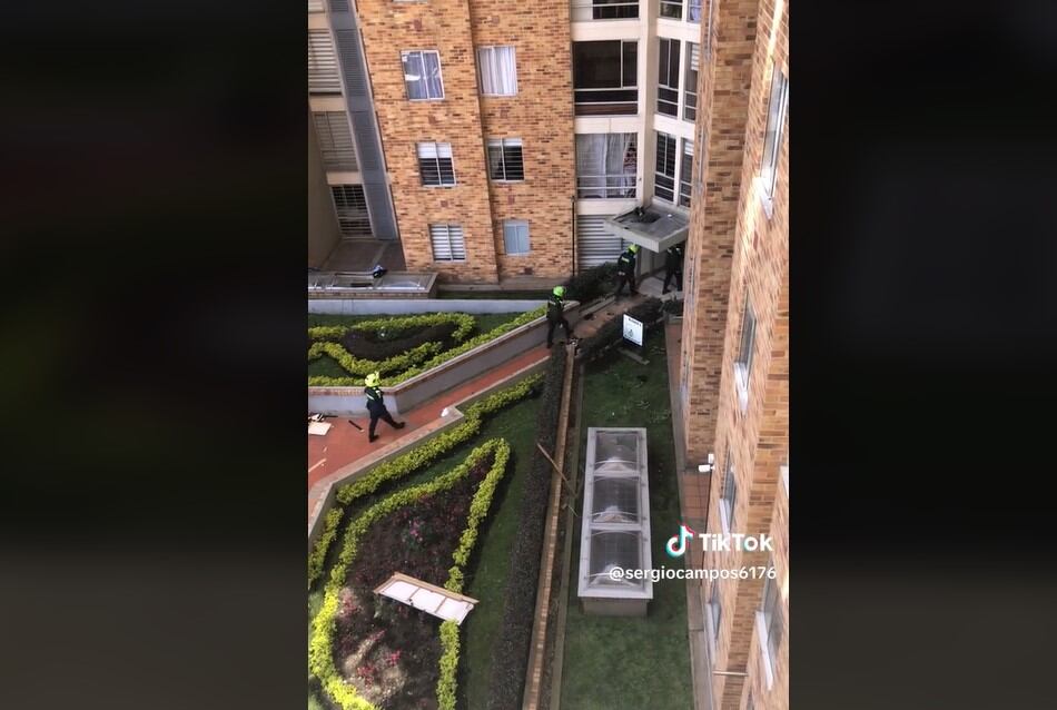 La Policía tuvo que acudir al edificio para controlar la situación