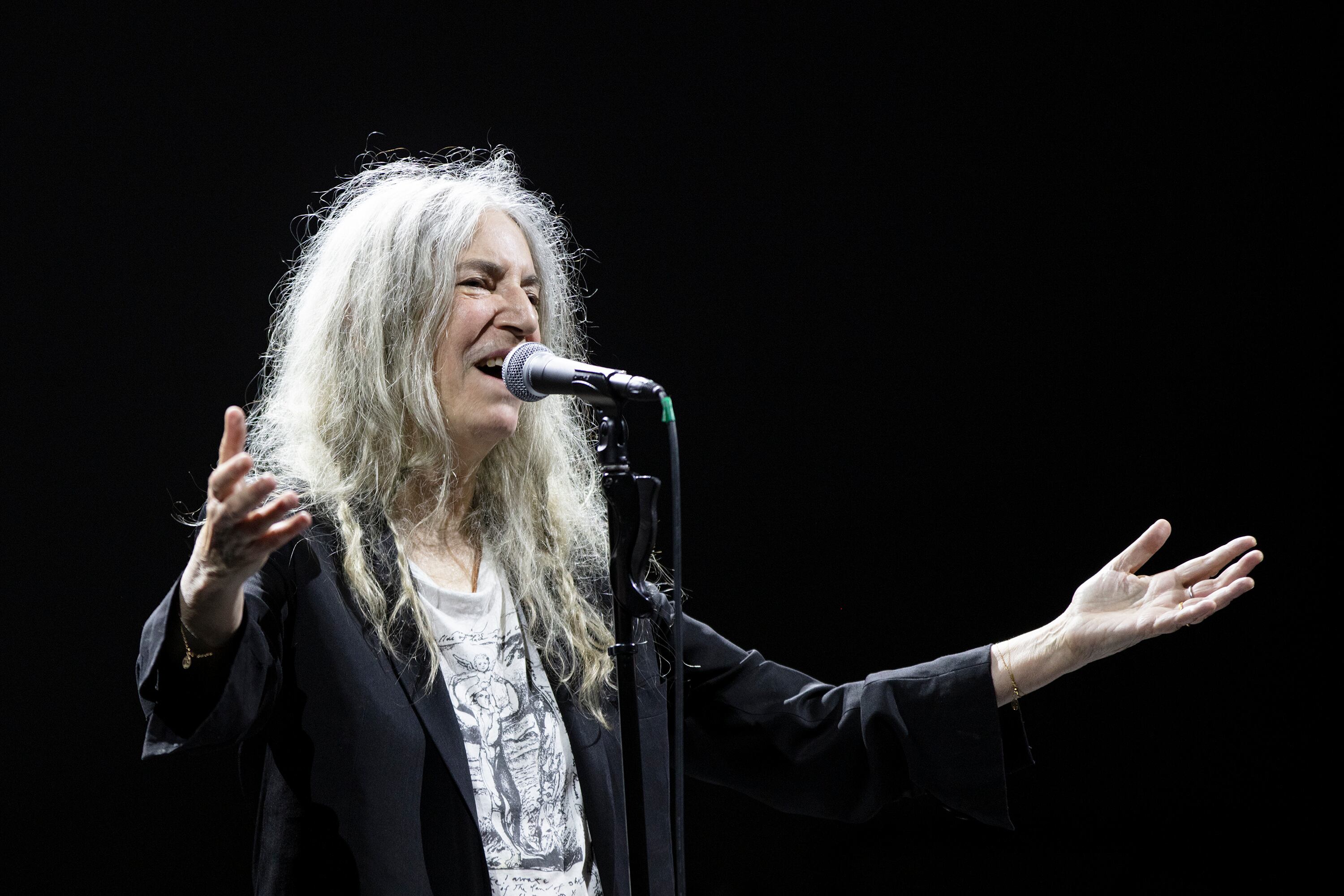 'Correspondences' en el Colón / Patti Smith y Soundwalk Collective