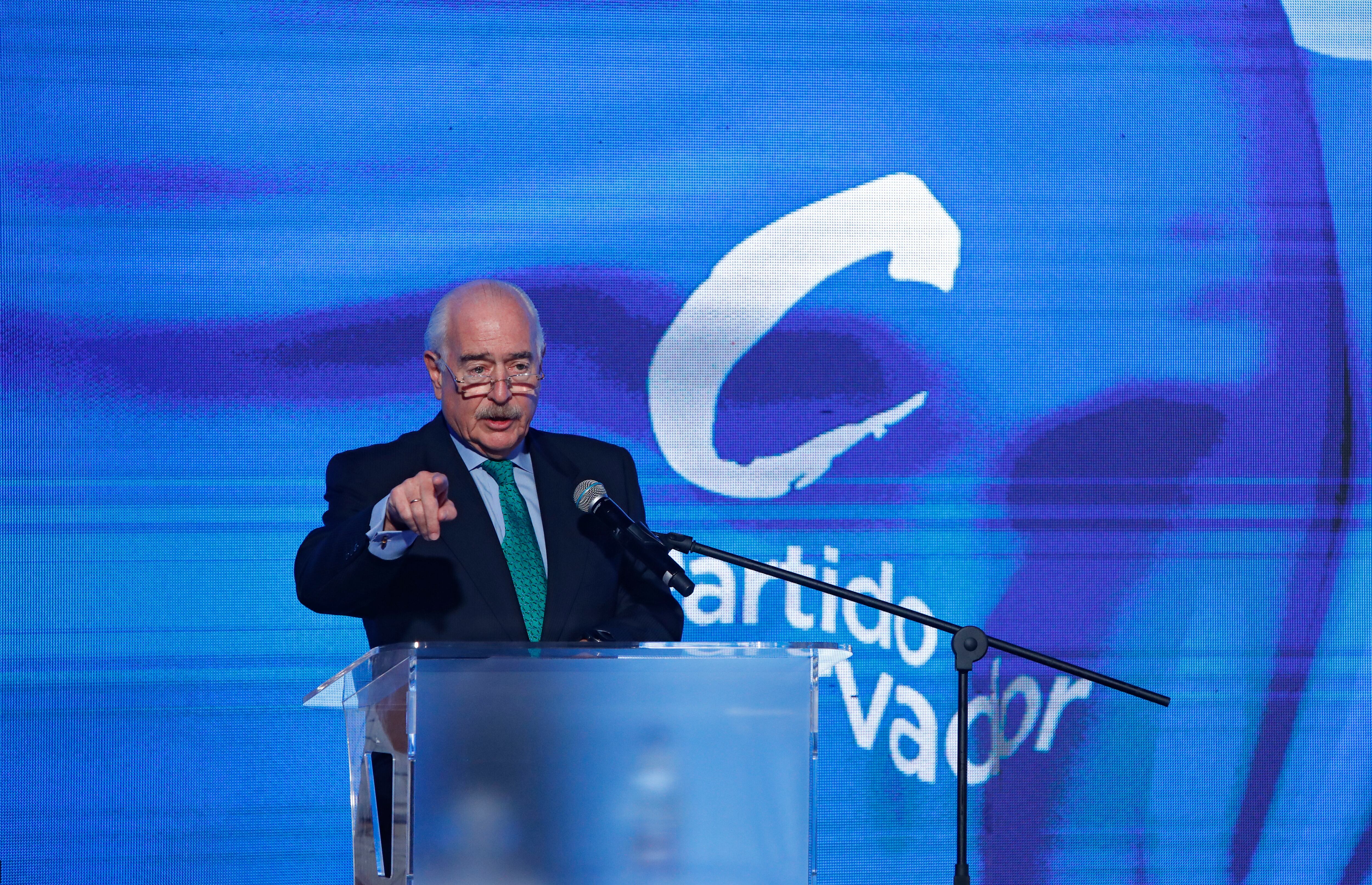 Andrés Pastrana Arango
Ex Presidente