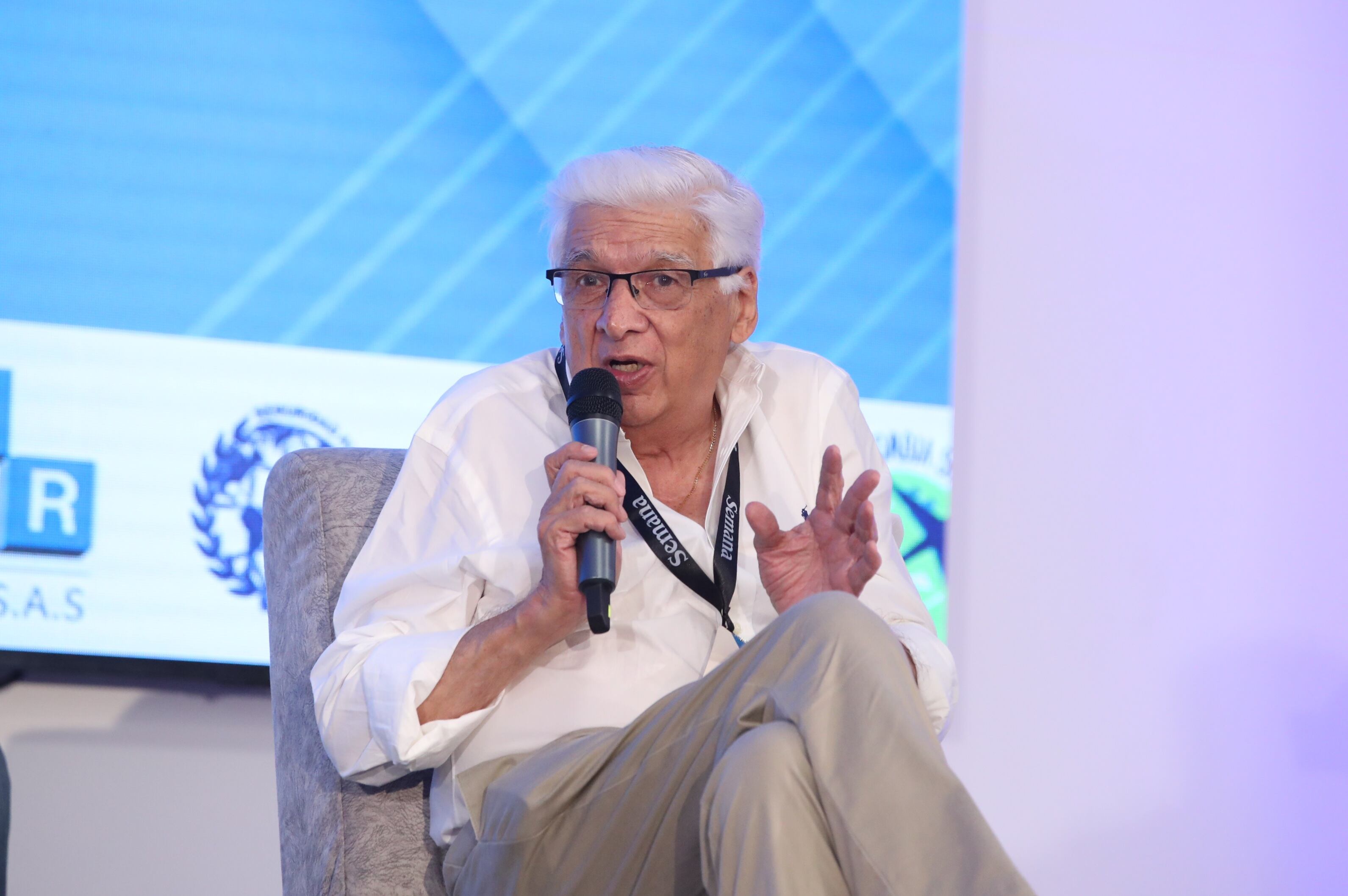 FORO SEMANA POR COLOMBIA VILLAVICENCIO Y META