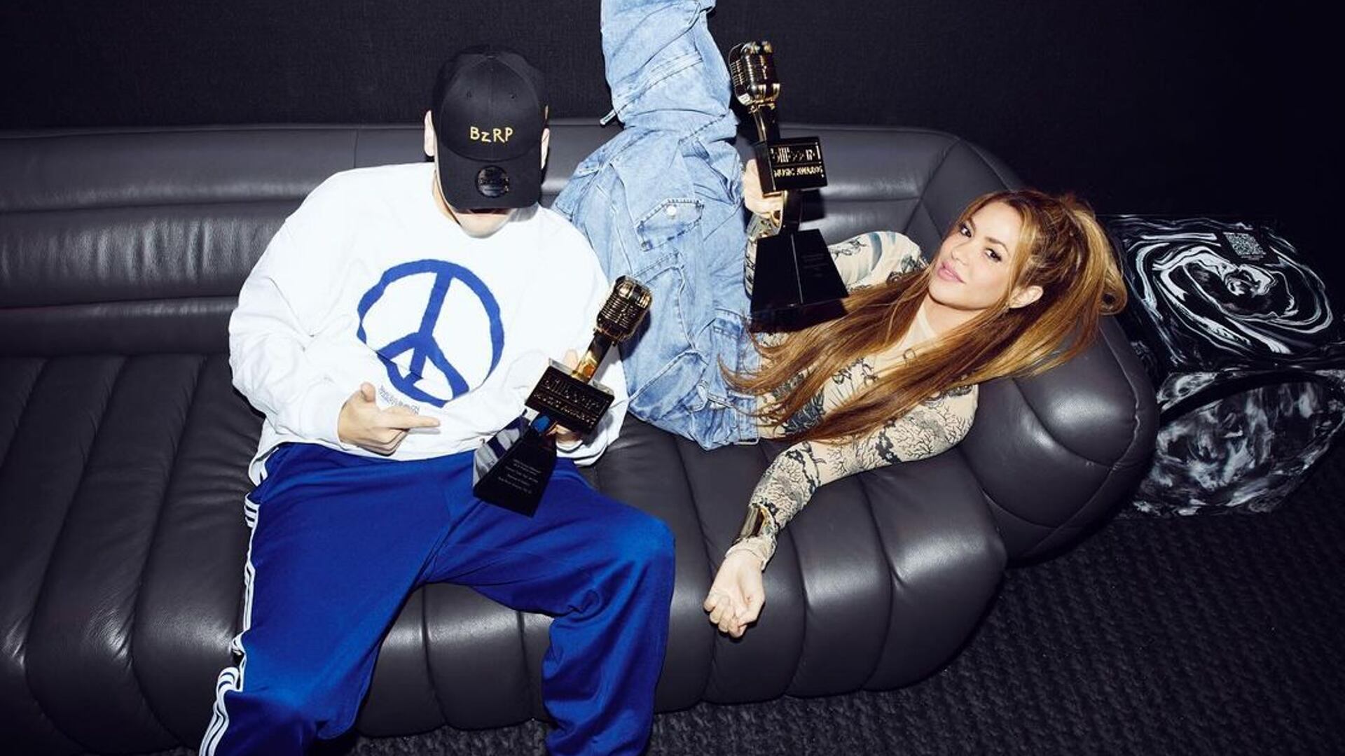 Los cantantes ya ilusionaron a sus fans con una nueva colaboración. Foto: Instagram @shakira.