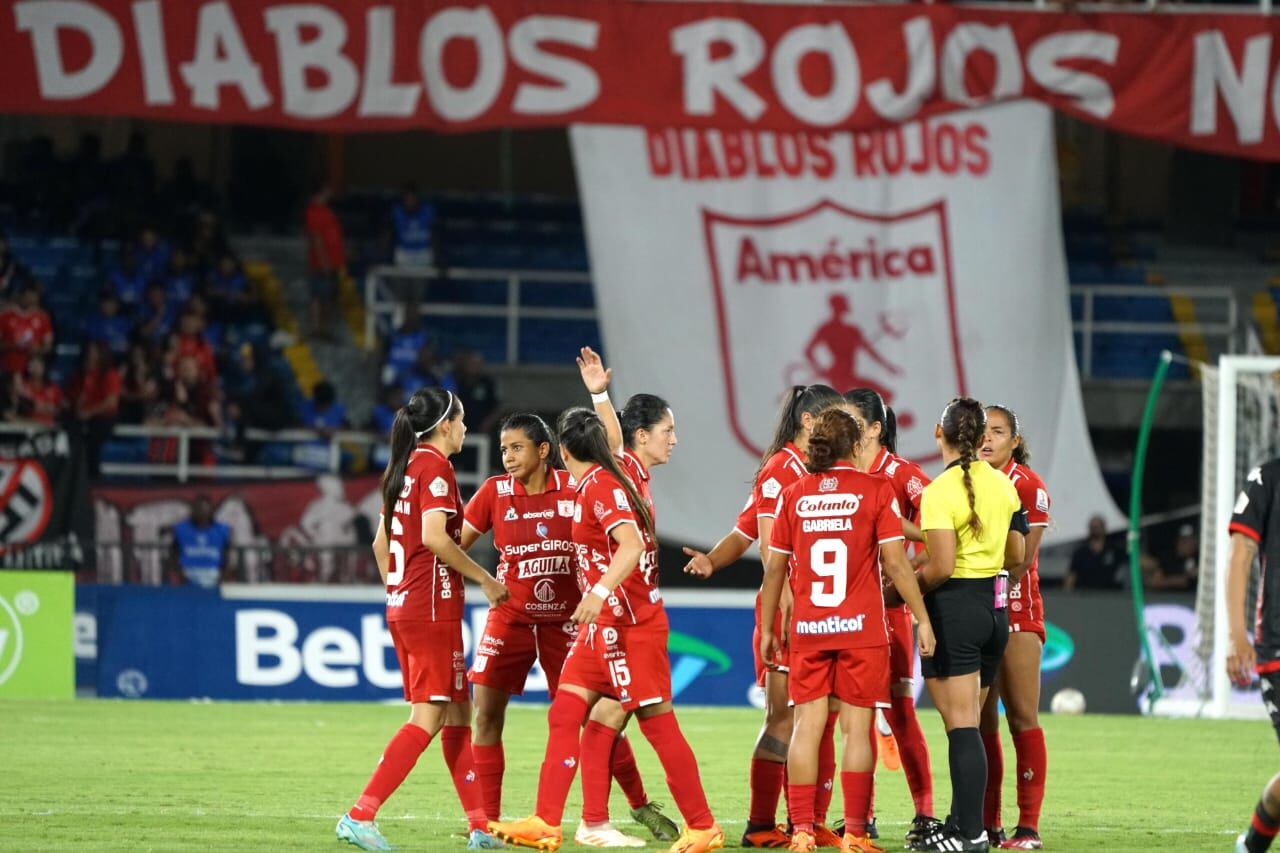 América y Santa fe disputan el partido de vuelta de la final del torneo femenino primer semestre 2023 estadio Pascual Guerrero