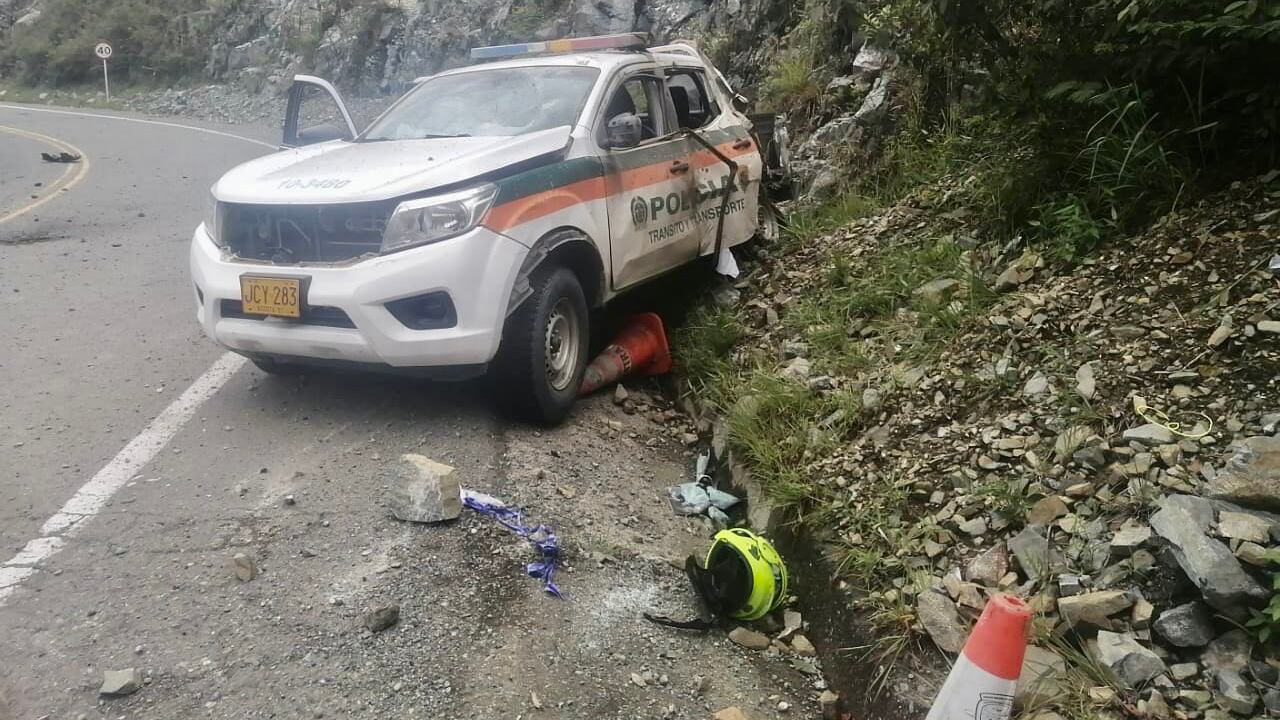 La Policía reportó que dos uniformados terminaron heridos en un ataque armado sucedido en Santa Fe de Antioquia.