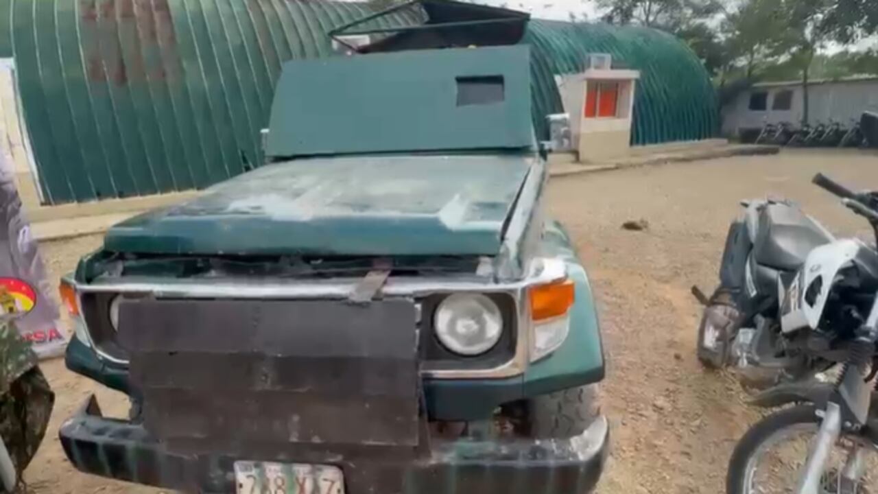 La impresionante tanqueta que construyeron las disidencias de las Farc para enfrentarse al ELN