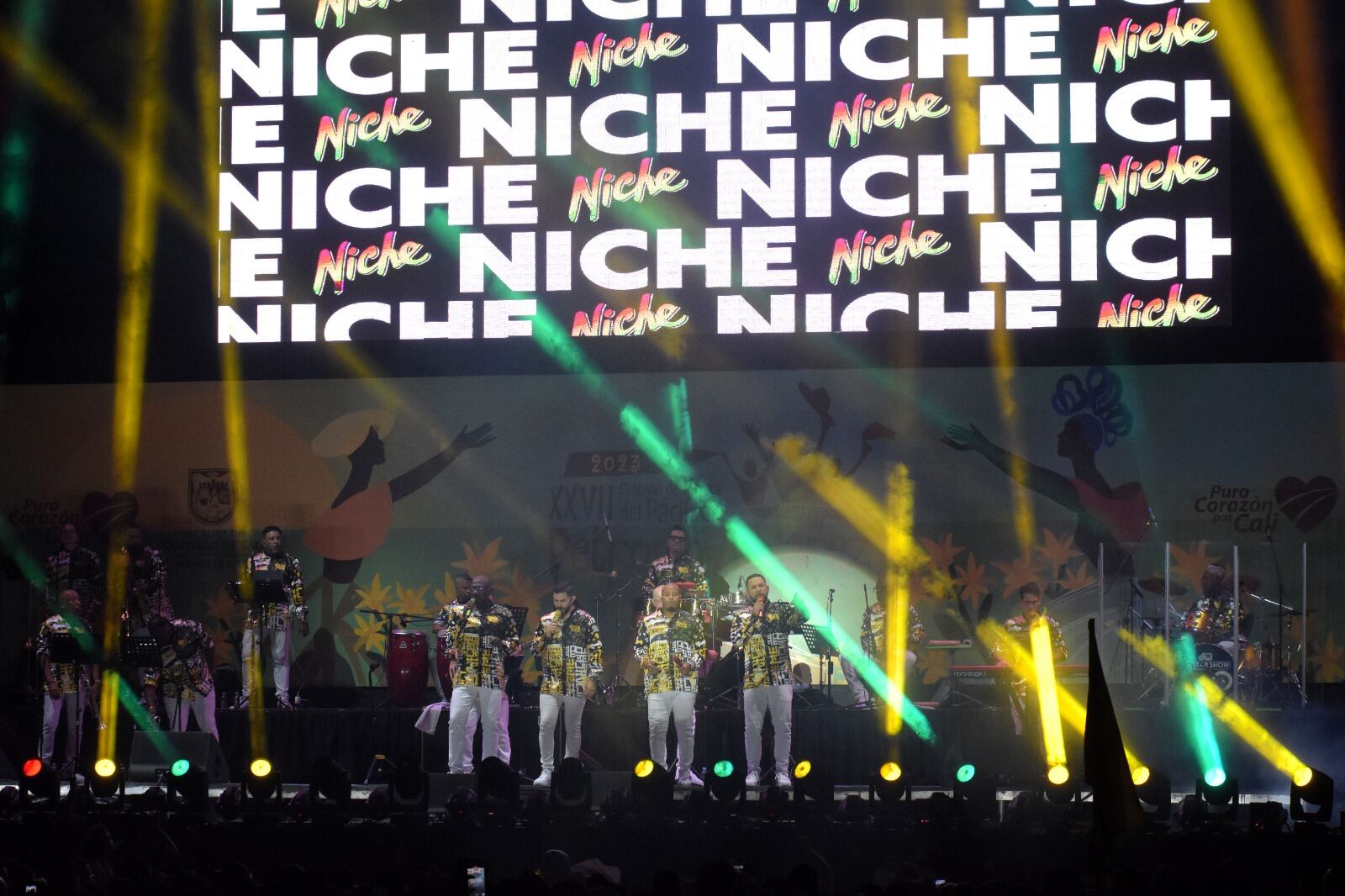 Grupo Niche en el Festival de Música del Pacifico Petronio Álvarez.